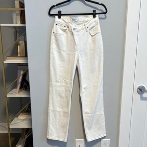 Abercrombie & Fitch Off White The ‘90s Straight Ultra High Rise Jeans